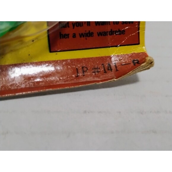 VINTAGE 70S JAK PAK JP #141-R JACKIE FOLD UP POCKET SIZE FASHION DOLL LOT - Picture 5 of 8